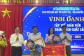LỄ VINH DANH GIÁO VIÊN, HỌC SINH TẠI UBND XÃ EA KAR NHÂN NGÀY 1-6